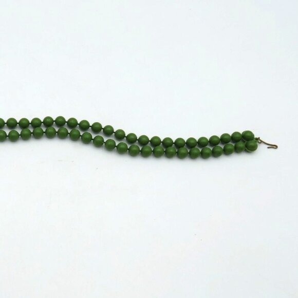 Vintage Molded Green Bead Double Strand Necklace 11" Choker Hook Chain Clasp - Picture 4 of 6